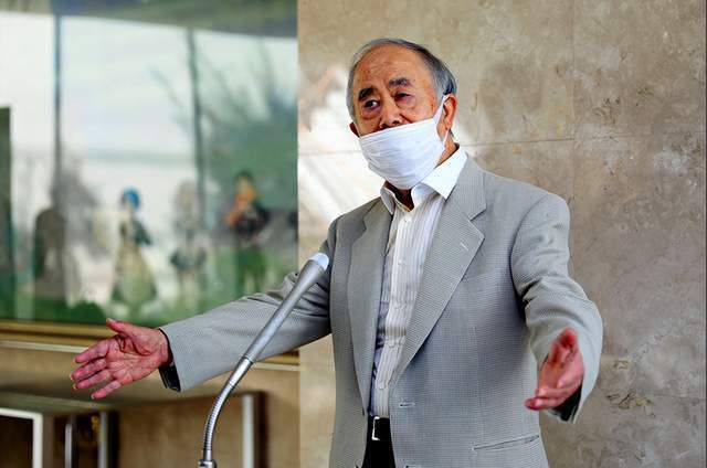 电影上映在即，火爆全网的;菜狗原作者、知名艺术家朋吉发布了为电影绘制的上映贺图，并正式宣布与电影合作的联名盲盒即将推出